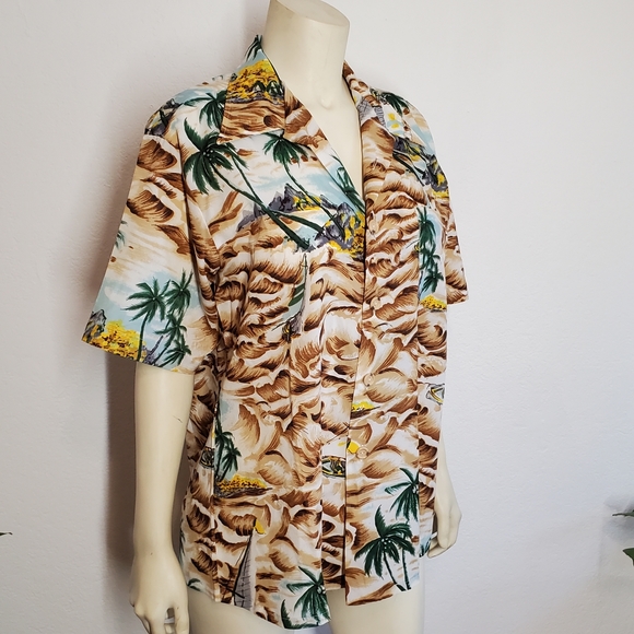 Vintage 70s Hawaiian Tiki Shirt - Picture 3 of 6